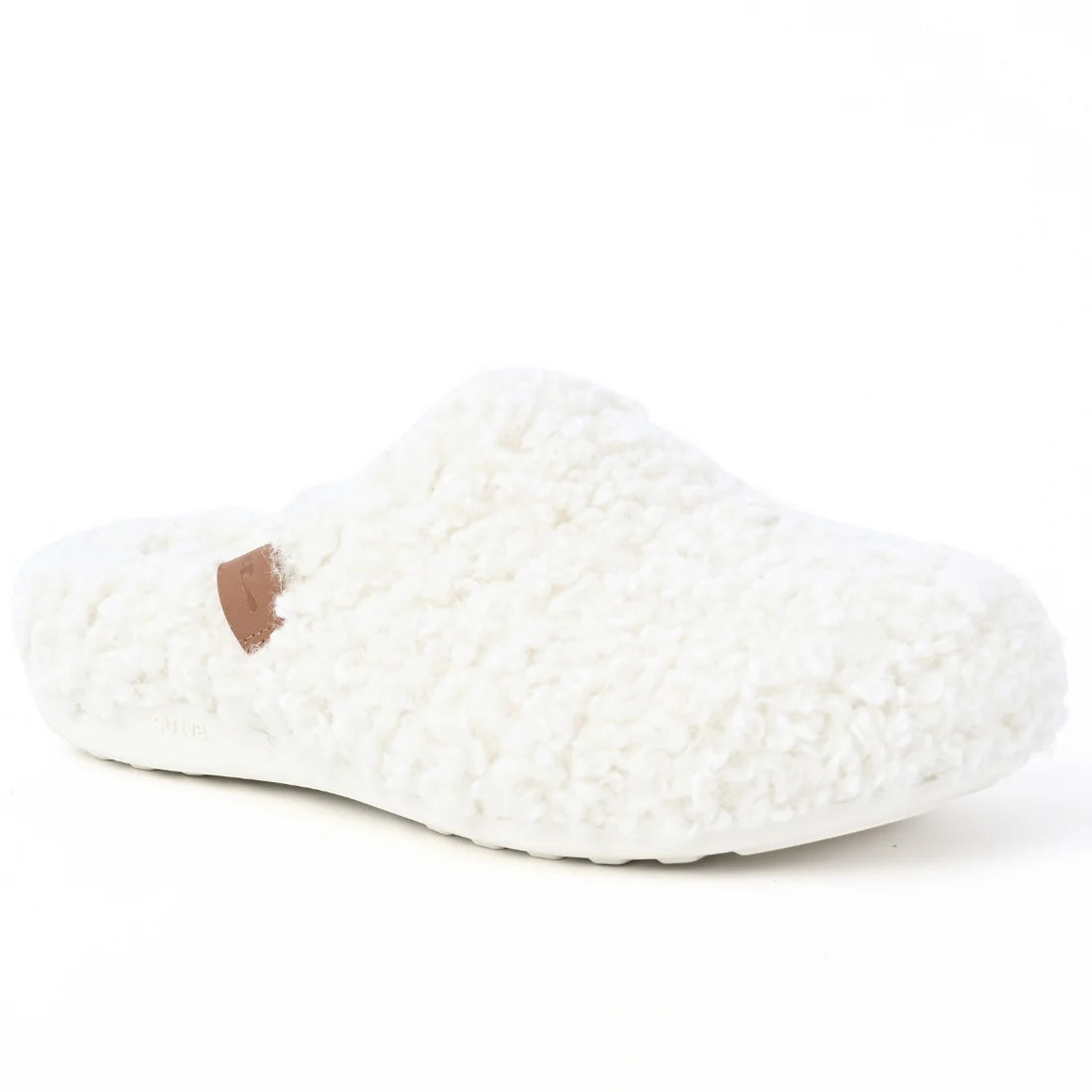 Strive Copenhagen II Curly women’s Marshmallow white orthotic slipper with a textured upper, closed toe, and open heel, shown from a front side angle.